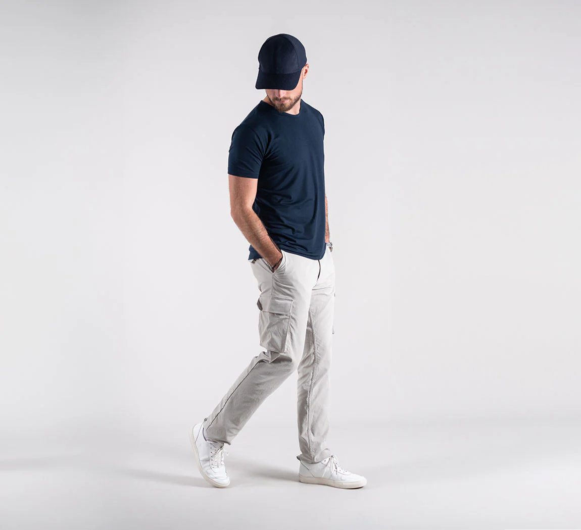 ACTION MERINO V-NECK TEE - Image 15