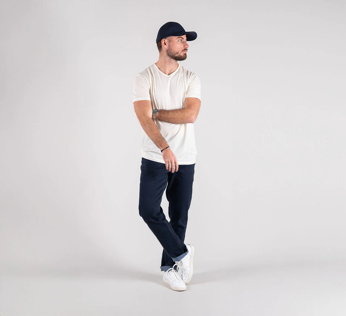 ACTION MERINO V-NECK TEE - Image 32