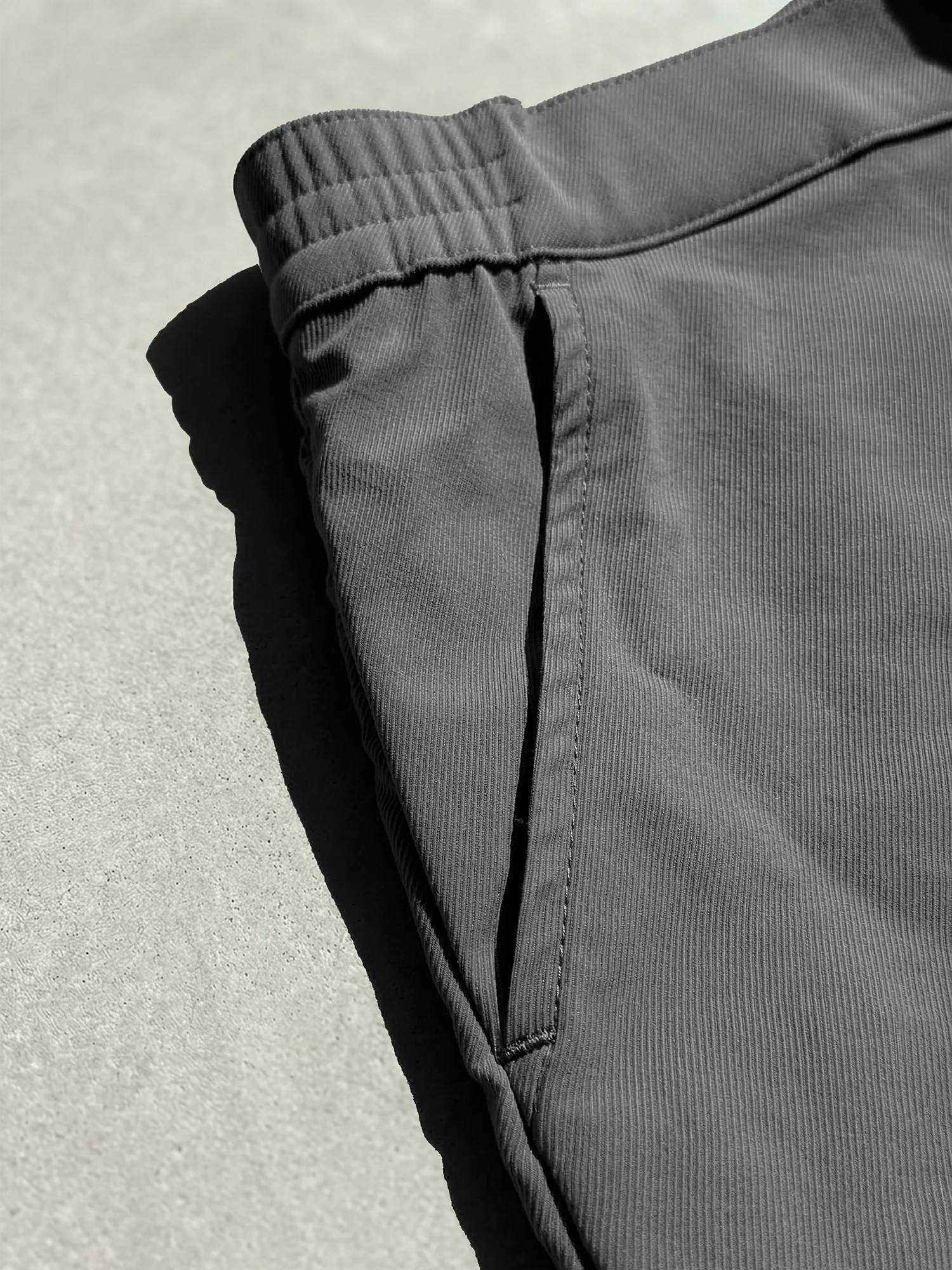 ALL-AROUND SHORTS - Image 3