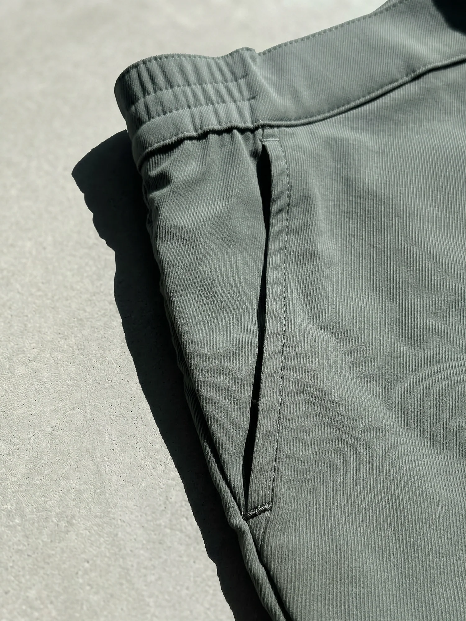 ALL-AROUND SHORTS - Image 8