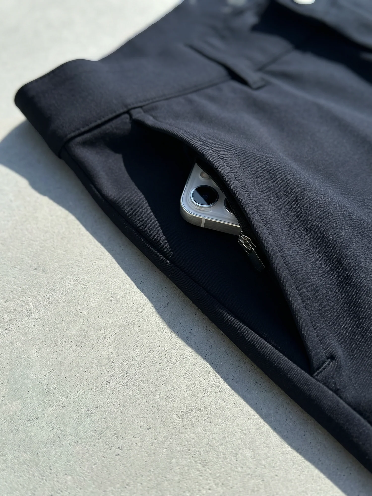 PERFORMANCE CHINOS - Image 19