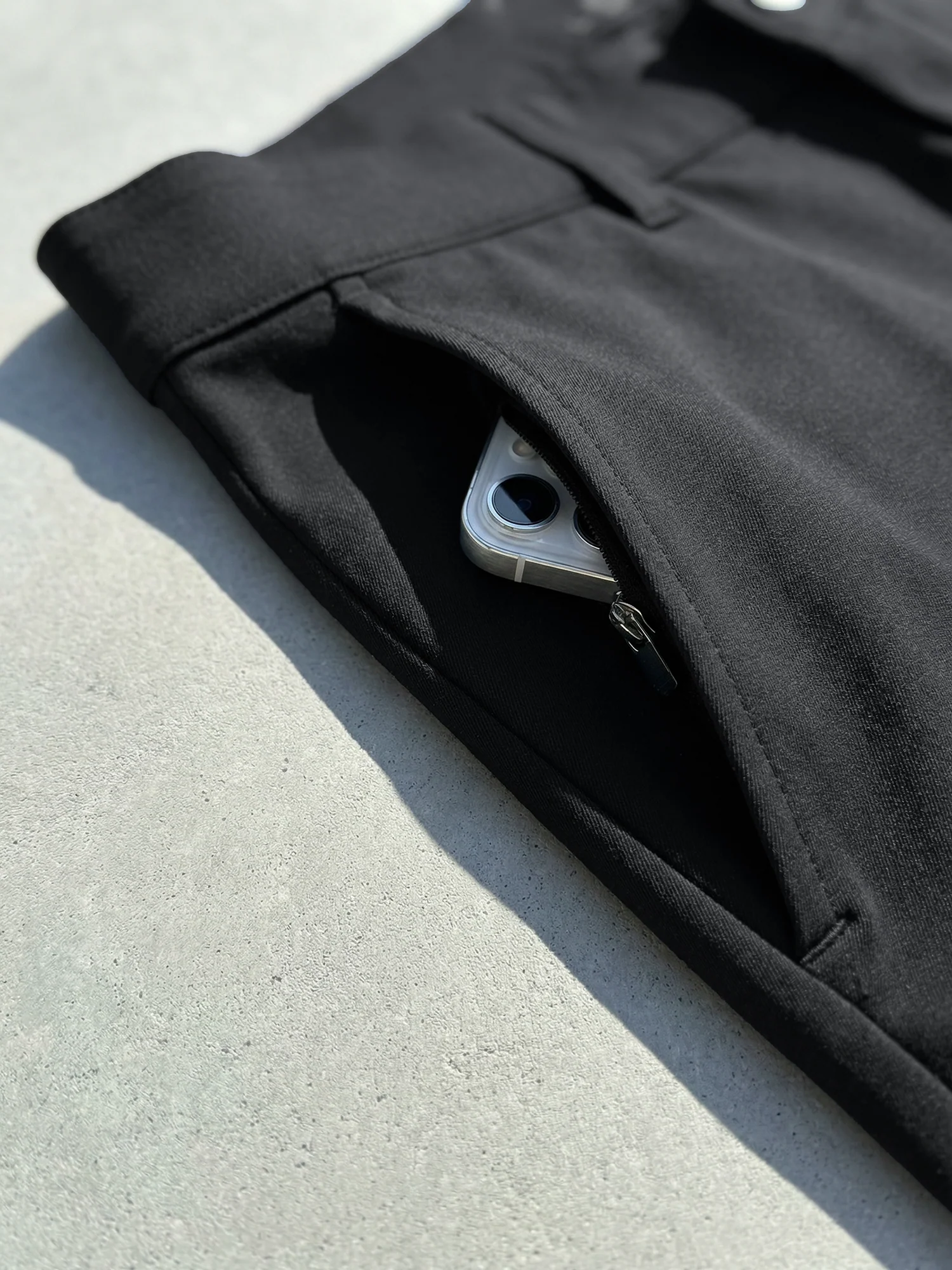 PERFORMANCE CHINOS - Image 9