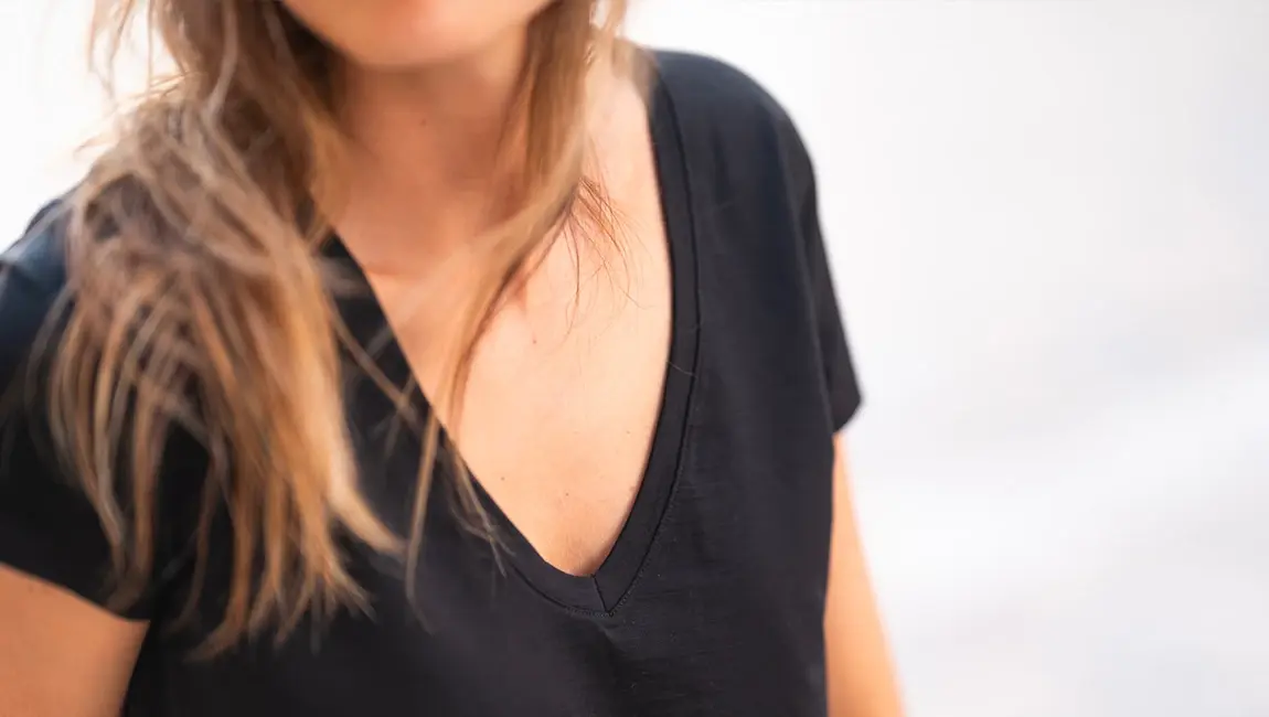 WOMAN MERINO V-NECK T-SHIRT - Image 8